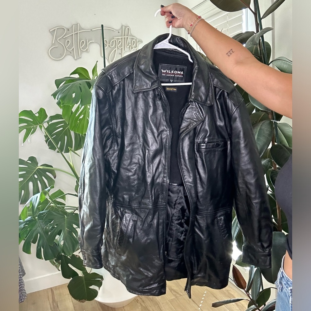 VINTAGE LEATHER JACKET